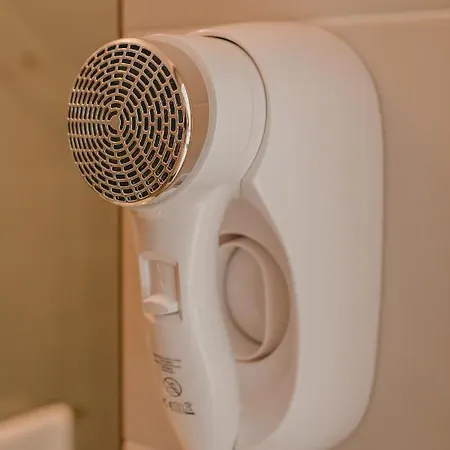 Mirella 3* دمبكي