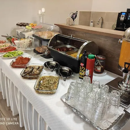 فندق مبيت وإفطار Mirella