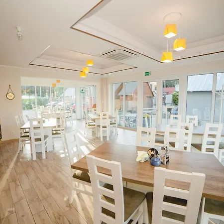 Mirella Bed & Breakfast Debki